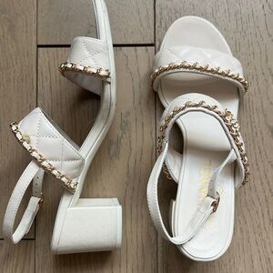 CHANEL Cream Sandals with Gold Chain Detail